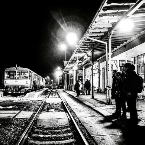 Brotbüchse in der Nacht